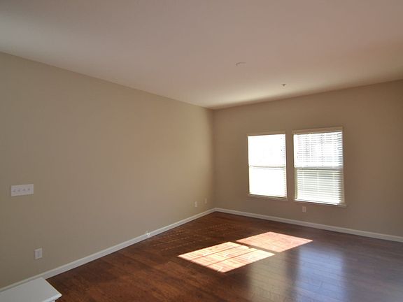 2nd image of 3301 N Park Dr Unit 3011