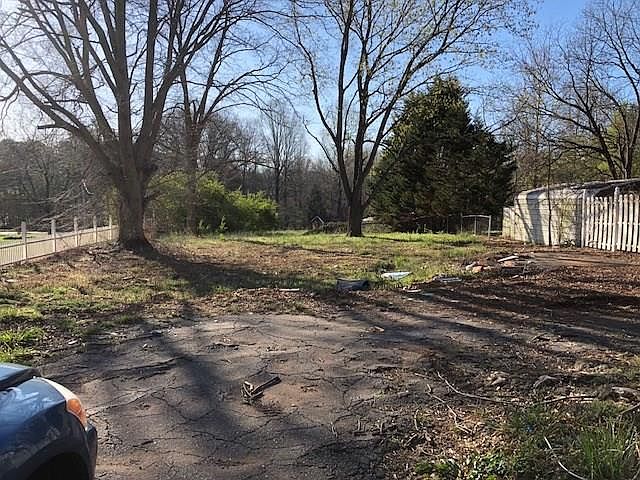 1st image of 38 Cherry Ln