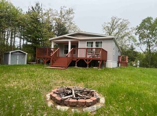 285 Edgewood Dr, Oxford, WI 53952