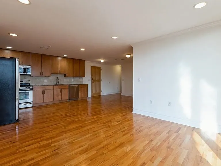 17 Meadow Rd #407 — Photo 7
