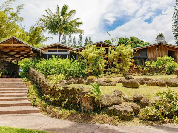 1055 Kaupakalua Rd, Haiku, HI 96708