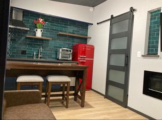 230 S 11th St APT A, Las Vegas, NV 89101
