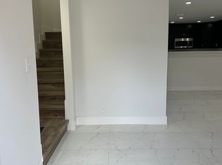 5958 NW 25th Ct, Fort Lauderdale, FL 33313