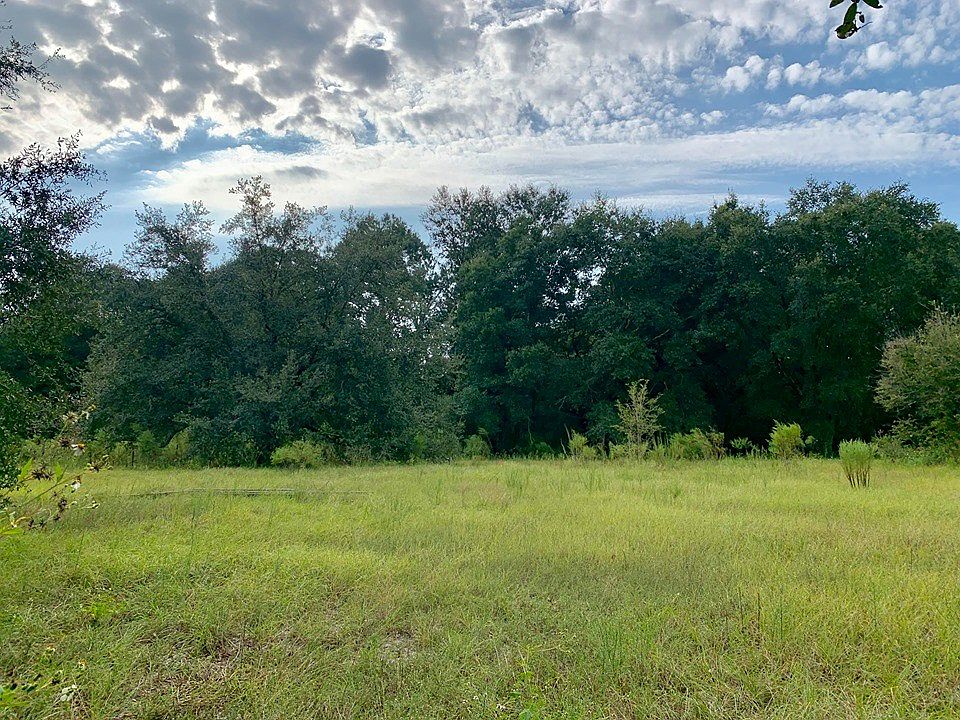2nd image of 1569 SW County Road 232