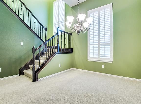4th image of 5328 Grovewood Dr
