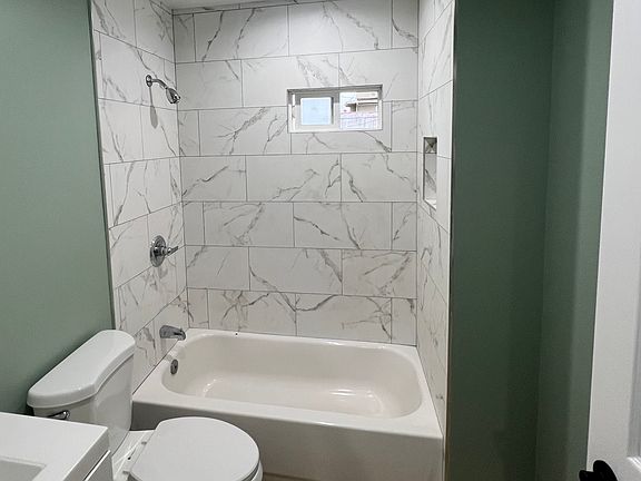 5th image of 706 1/2 W 75th St