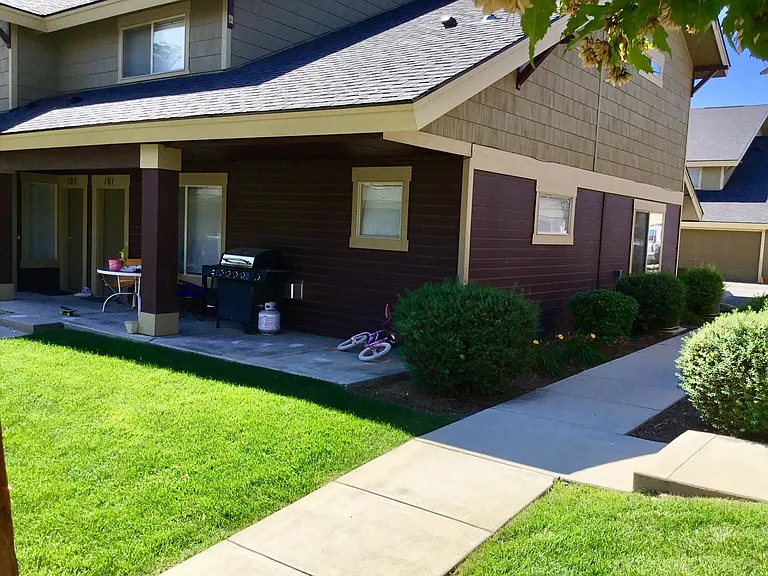 9846 W Rosecroft Ct — Photo 31