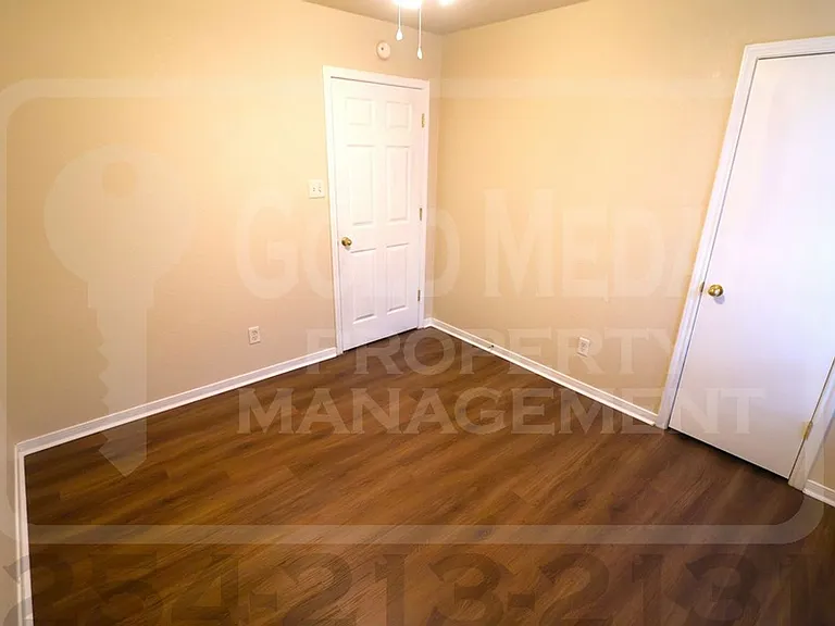 1720 Aztec Trce — Photo 10