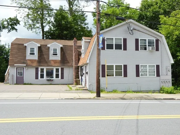 7 Main St, Blackstone, MA 01504
