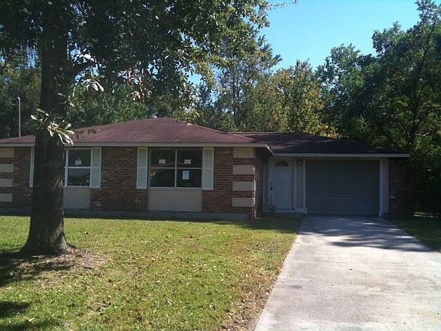 1st image of 4606 Robinhood Dr