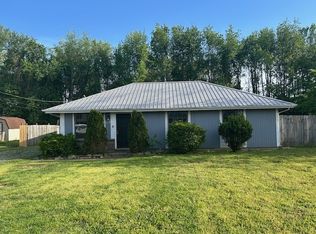 212 State Line Rd, Clarksville, TN 37042