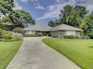 9 Santa Maria Dr, Hilton Head Island, SC 29926