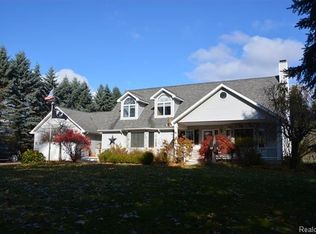 1459 N Rochester Rd, Oakland, MI 48363