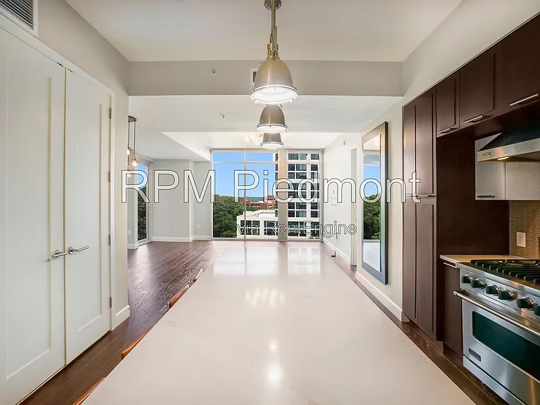 1820 Peachtree Rd #911 — Photo 12