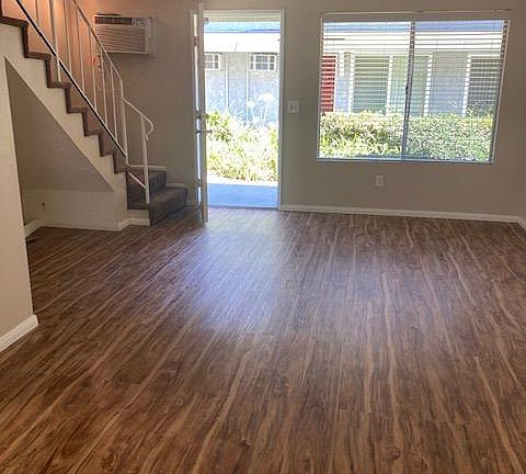 2nd image of 3581 Howard Ave #4
