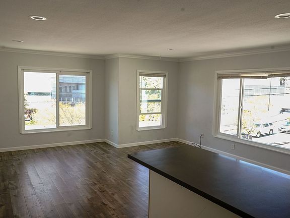 2nd image of 2912 14th Ave APT 101