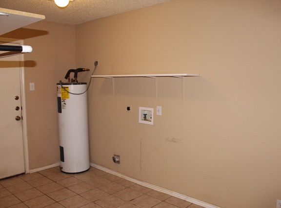 5th image of 2520 Glen Field Dr