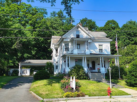 2nd image of 27 Russell Rd