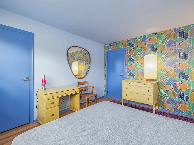 95 Parkwood Ave — Photo 27