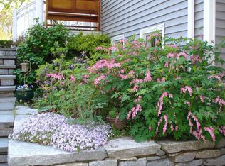 154 Stoner Dr, West Hartford, CT 06107