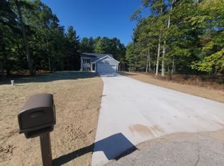 3143 Angelwood Dr, Muskegon, MI 49445