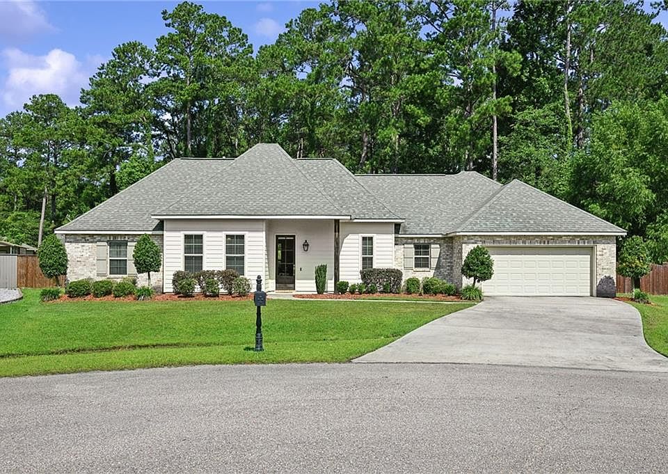 1st image of 109 Sherry Ct