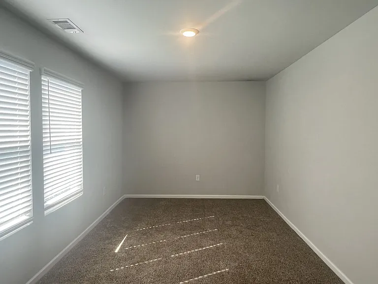 431 Camella Cir — Photo 24