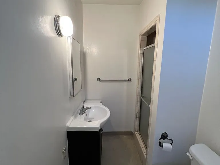 8206 N Wheatland Ave — Photo 10