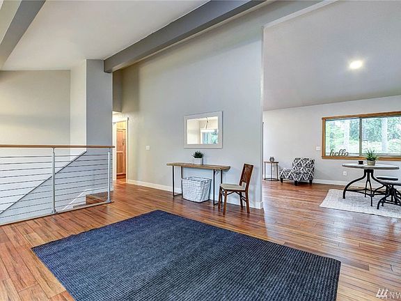 4th image of 2827 147th Pl SE