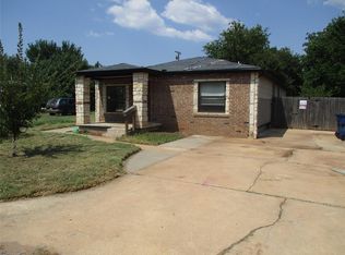 1314 E Springer Ave, Guthrie, OK 73044