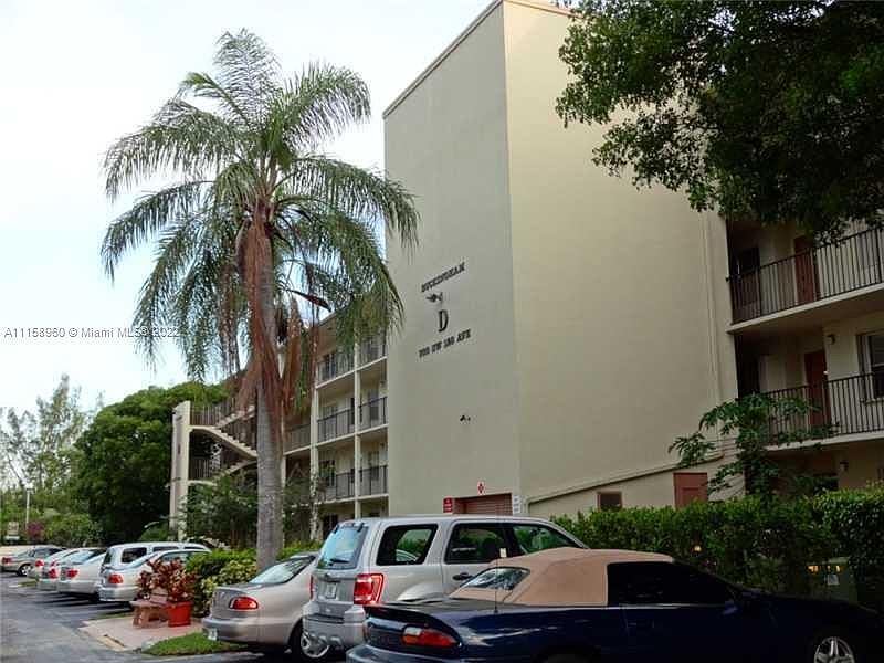 1st image of 900 SW 128th Ave APT 207D