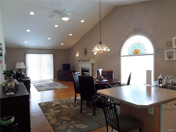 5th image of 3610 Melvin Dr S