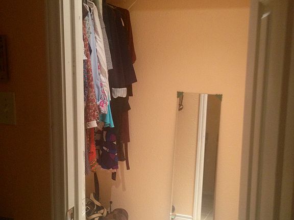 Master Walkin Closet 1