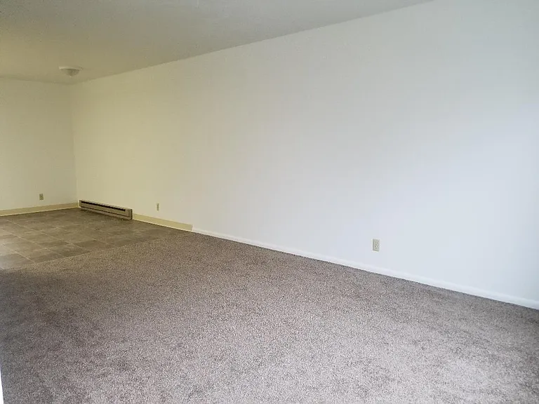 6738 W Westwood Ln — Photo 4