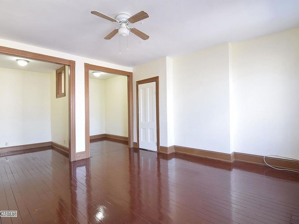 2nd image of 223 Sackett St APT 3R