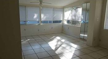 4th image of 272 Royal Palms Dr
