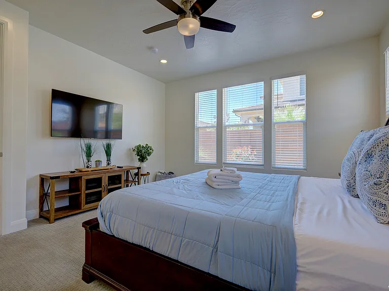 301 N Ladera Dr — Photo 10