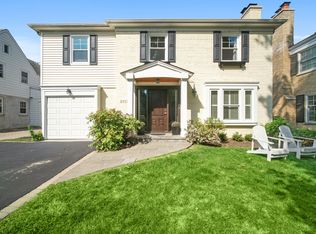2132 Kenilworth Ave, Wilmette, IL 60091
