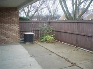 1200 Georgetown Ct, Fairborn, OH 45324