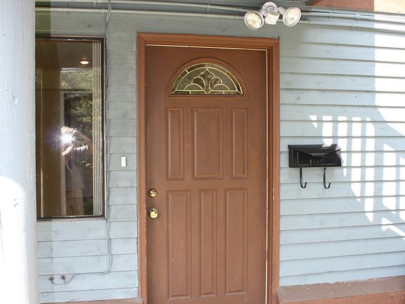 2nd image of 22708 NE 11th Pl #B