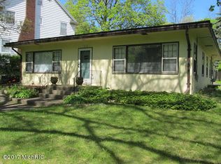1626 Academy St, Kalamazoo, MI 49006
