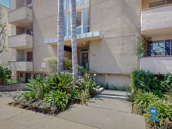 Kings Villa, 753 N Kings Rd #102, West Hollywood, CA 90069
