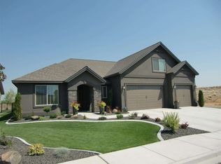 2308 Copperleaf St, Richland, WA 99354