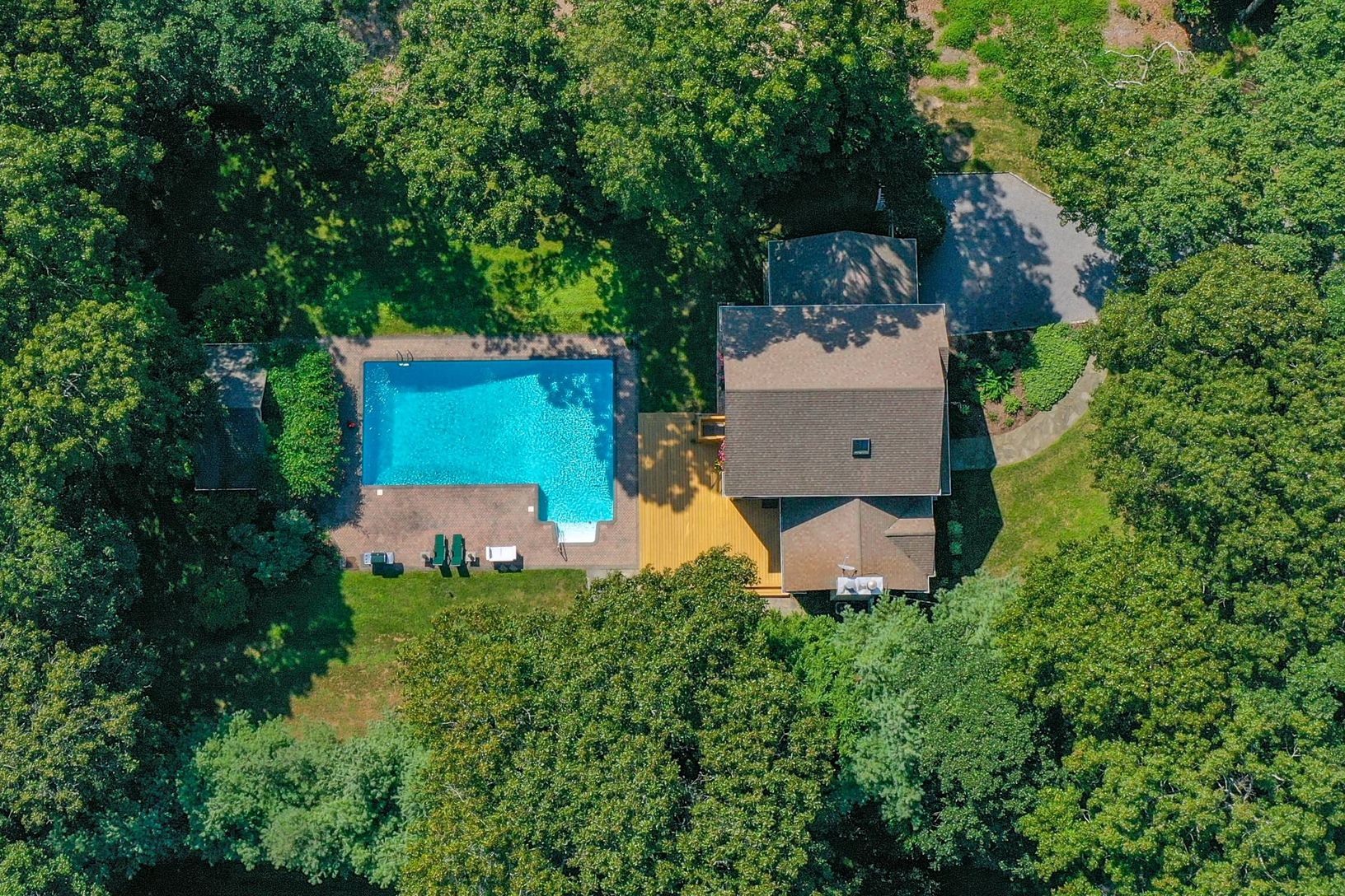  House, Attached Garage, Deck, Patio, Pool, Cabana & Gardens