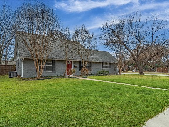2nd image of 1624 Aldridge Dr