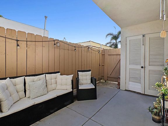 5th image of 4415 38th St APT 4