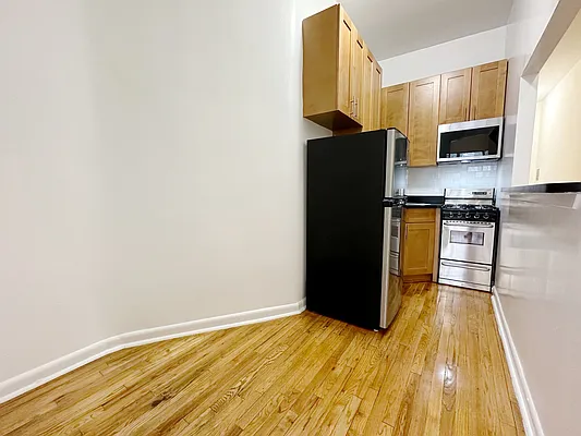 Rented by City Connections Realty | media 13