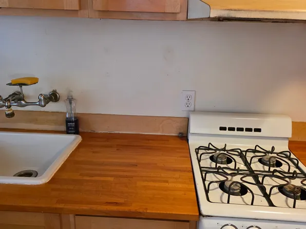 2737 Humboldt Ave, Oakland, CA 94602