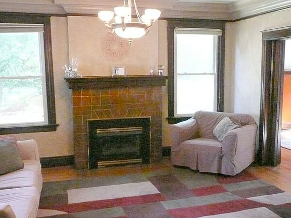 4th image of 6513 Hamilton Ave