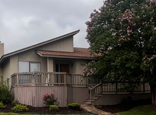 7054 McCullough Ave, San Antonio, TX 78216